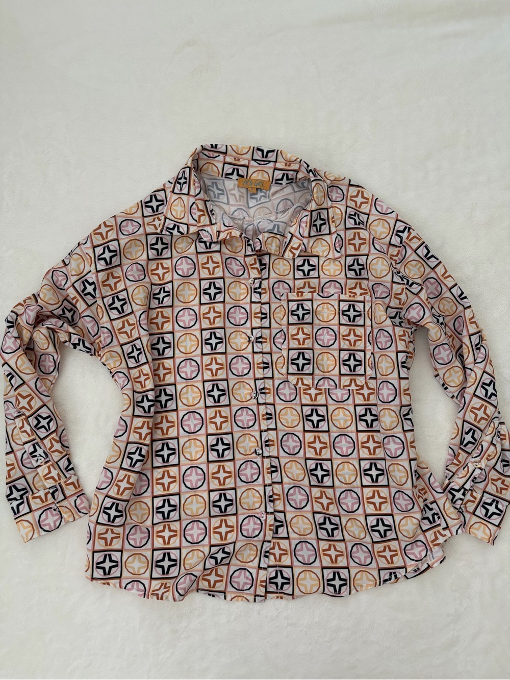 VRG GRL Geometric Print Button Up Blouse Size 6 Pink Retro Y2K